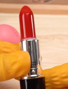 2000+高清无水印短视频素材 中文分类 电影解说文案配乐100+表情包 短视频创作者福利-江湖源码